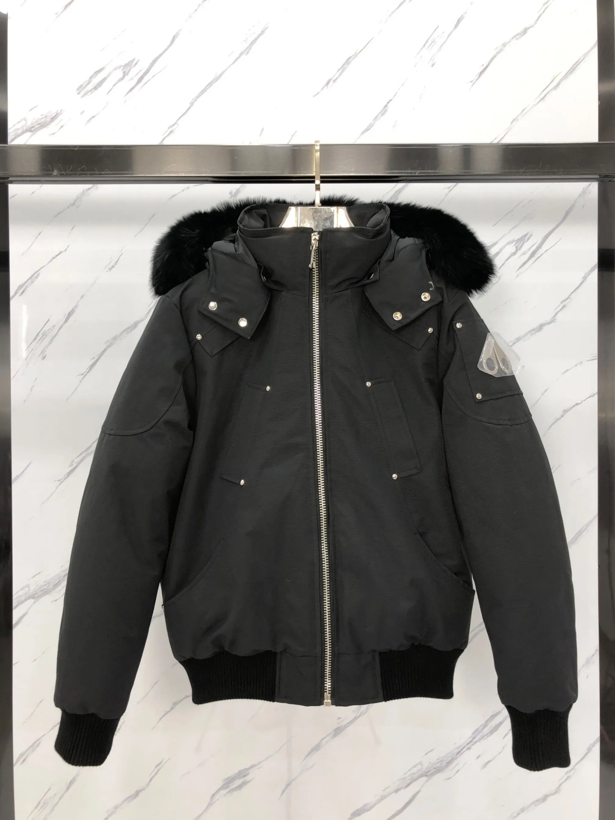 Moose knuckles 02 ： / （ ） Moose knuckles . 2007 ！ Premium ， 。 ， RMB 5040-15000 ！ ，LOGO ！ . ！ MONCLER/ Canada Goose/ ，Moose knuckles 2019 …… ！ ， ! YKK， ， ！ ， . ！ 3D ， Size:s-2xl